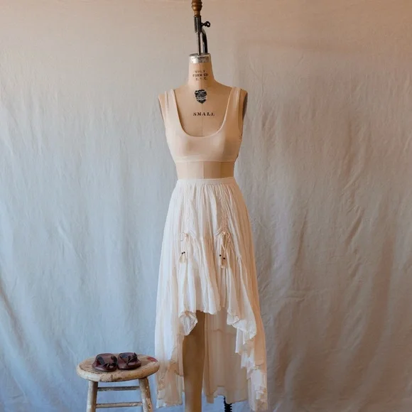 Spell Cream Maxi A-Line Skirt Asymmetrical High-Low - Picture 3 of 16